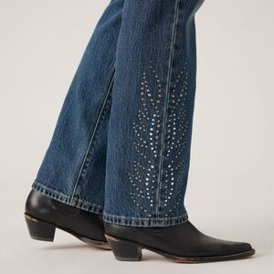 NWT LEVI'S 501 CURVE Stud Embellished JEANS In Medium Indigo